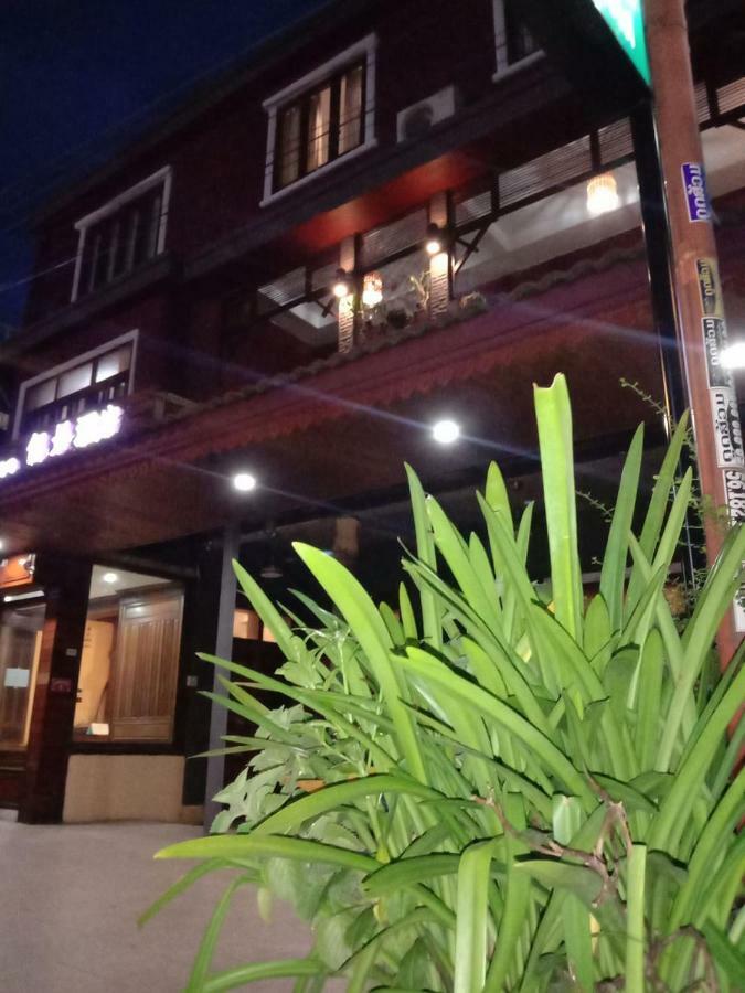 Green Land Hotel Ban Nongdouang Екстериор снимка