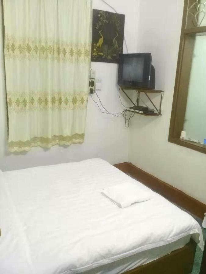 Green Land Hotel Ban Nongdouang Екстериор снимка