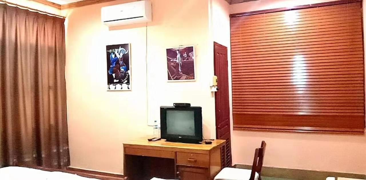 Green Land Hotel Ban Nongdouang Екстериор снимка