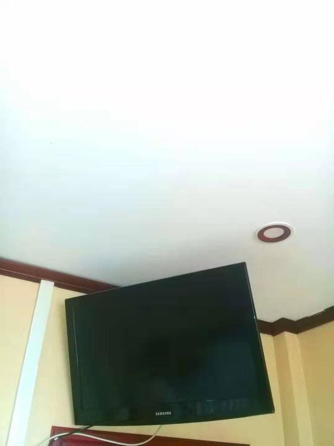 Green Land Hotel Ban Nongdouang Екстериор снимка