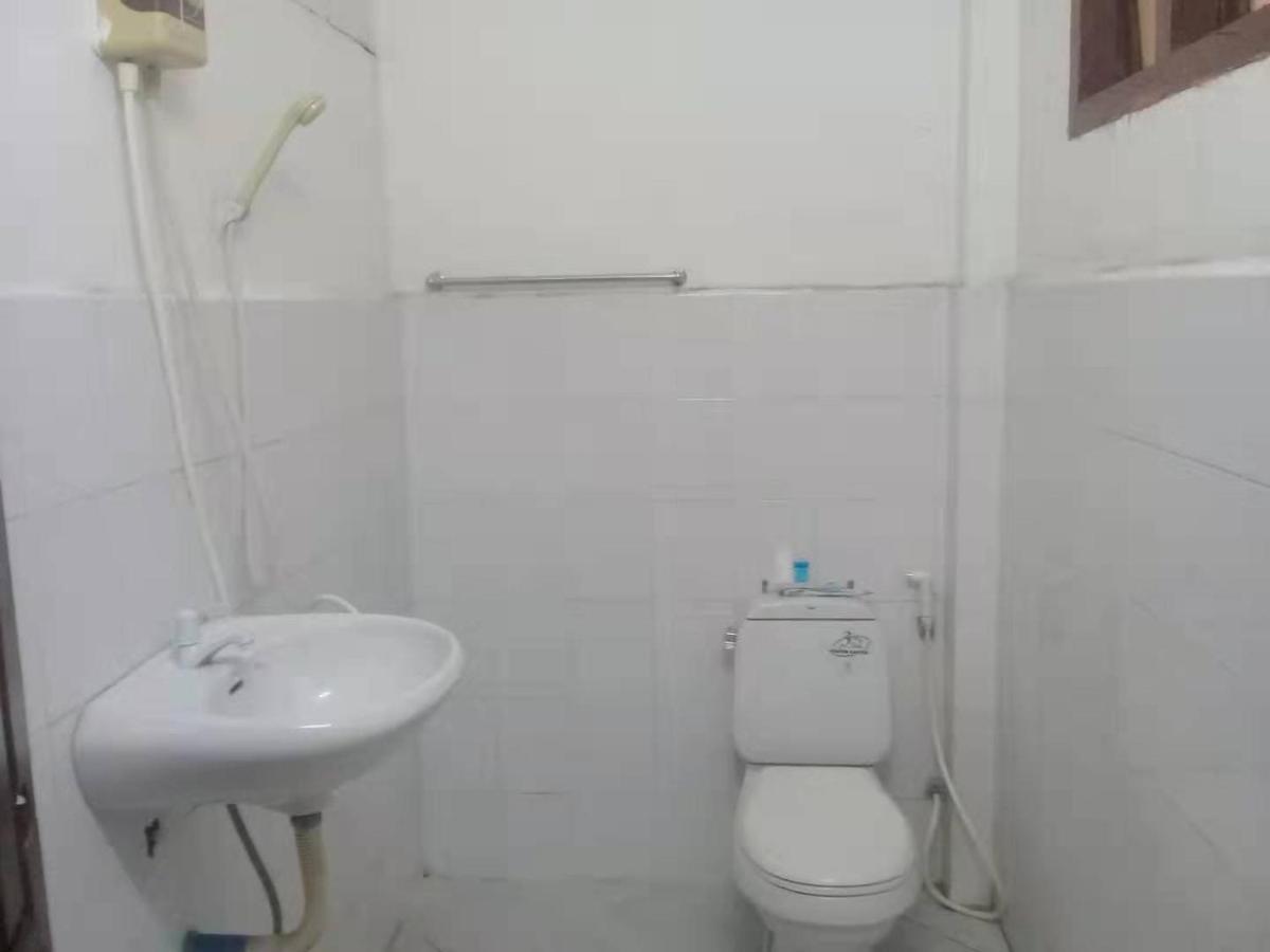 Green Land Hotel Ban Nongdouang Екстериор снимка