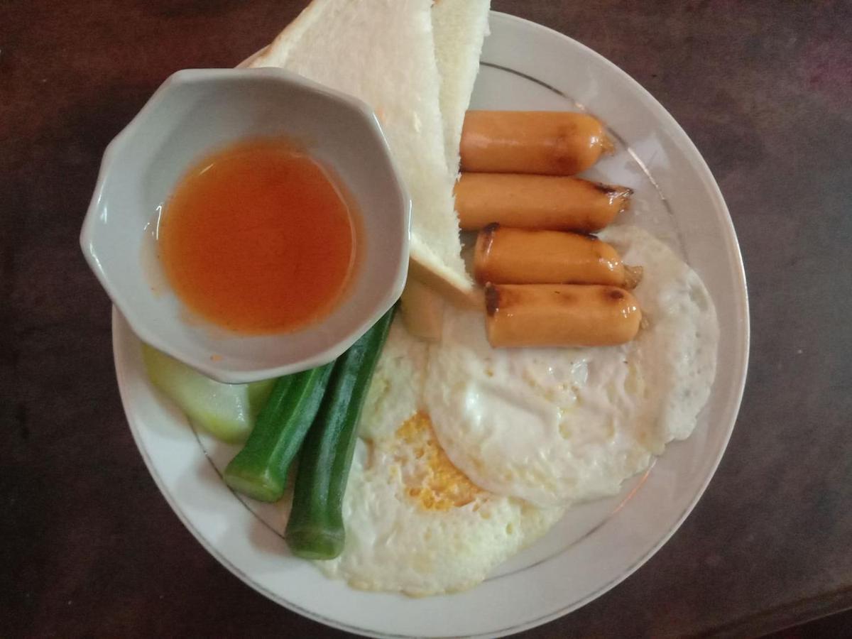 Green Land Hotel Ban Nongdouang Екстериор снимка